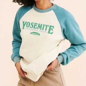 PARKS PROJECT Yosemite Raglan Sweatshirt Size Medium